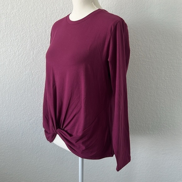 NWT Terez Bliss Twist Front Long Sleeve Peruvian Cotton Tee in Black Raspberry - Picture 4 of 10